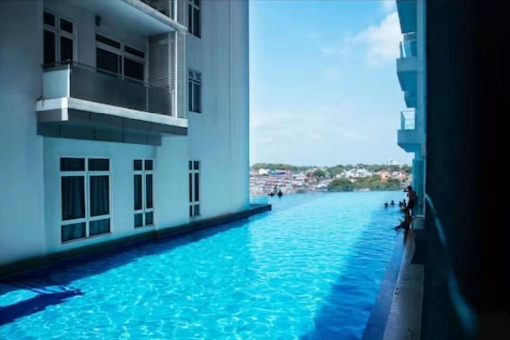 Ksl Mall 110inch Screen Movie Cozy Apartment Johor Bahru